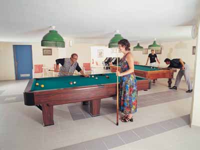 Ilianthos Village Luxury Hotel - Billiards Room