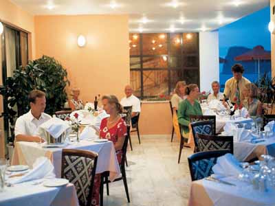 Ilianthos Village Luxury Hotel - Restaurant